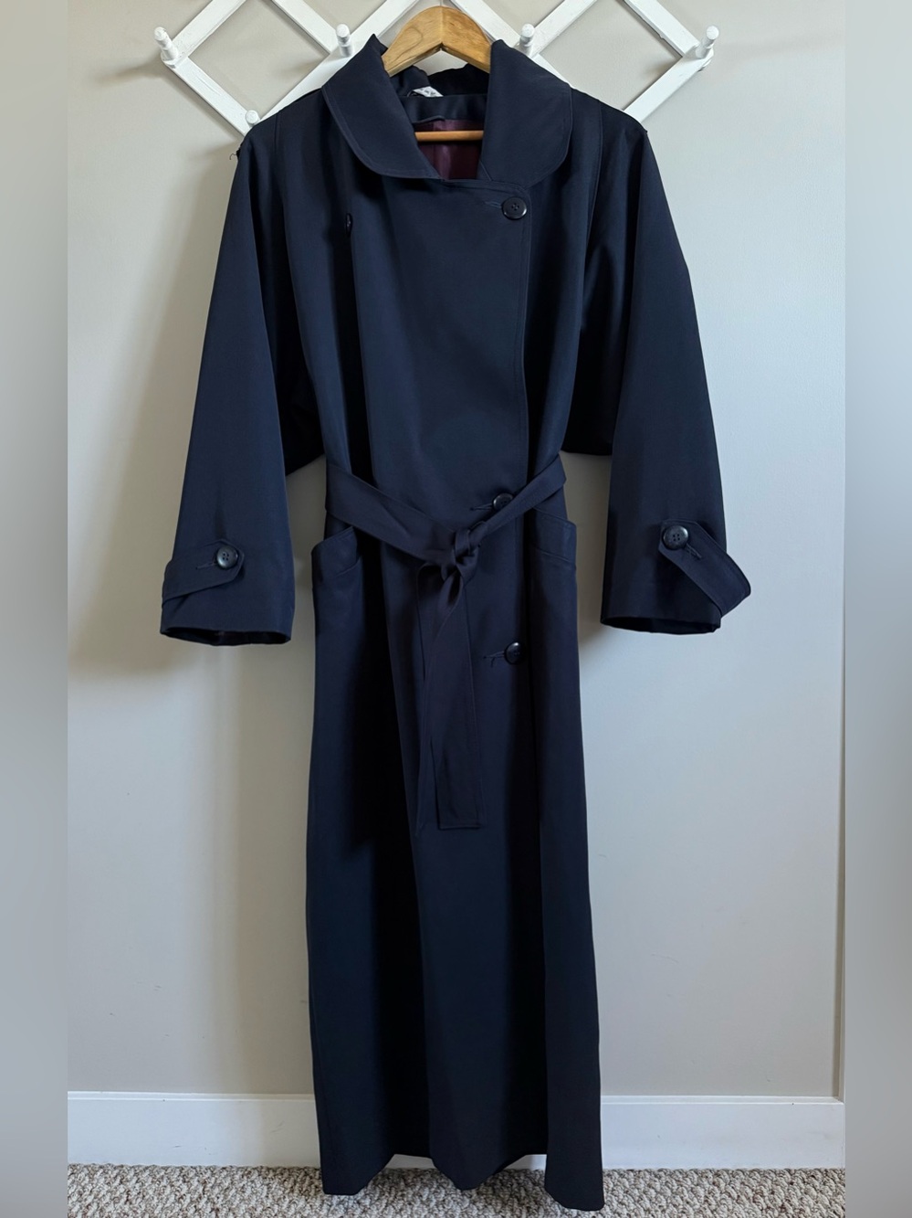 Double-Breasted Navy Blue Trench Coat with Waist Belt Vintage